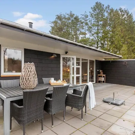 84307-8400-skovduevej-4